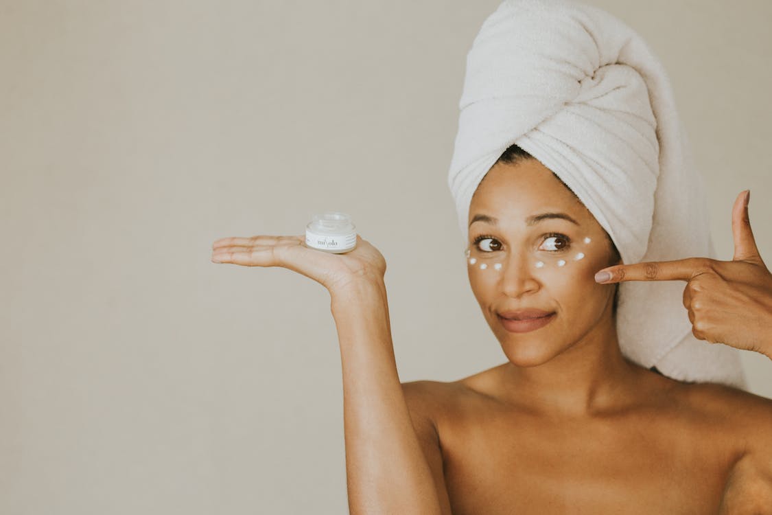 borse sotto gli occhi